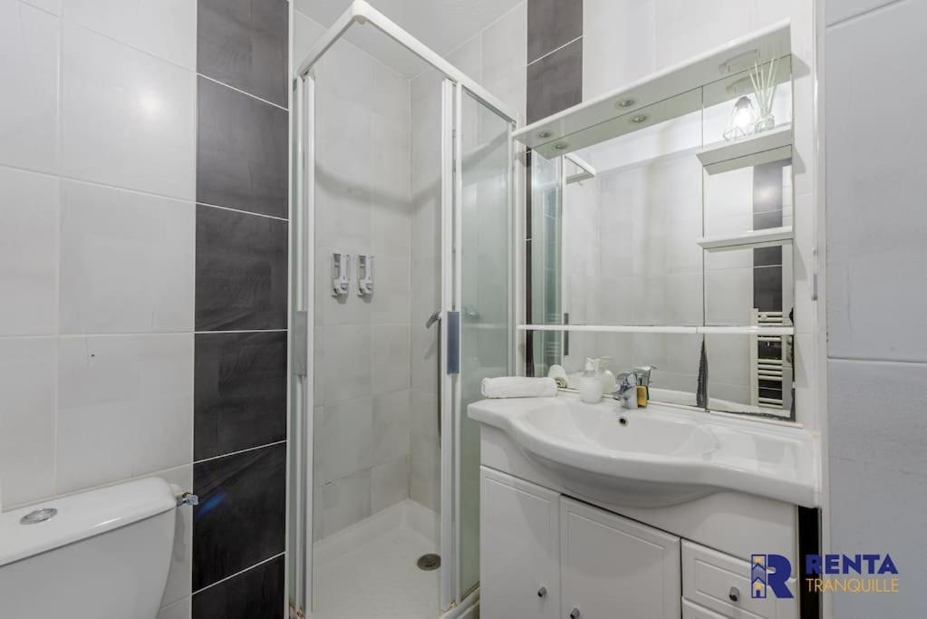 Le Backspin - Appartement Moderne Avec Terrasse แซงต์-ซีเปรียง ภายนอก รูปภาพ